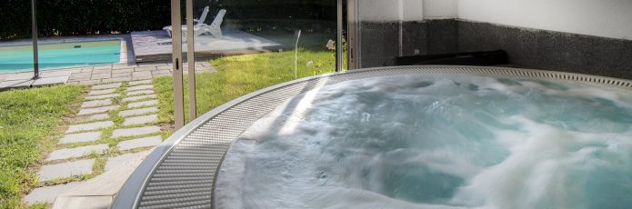 Le spa privé chauffé à l'année